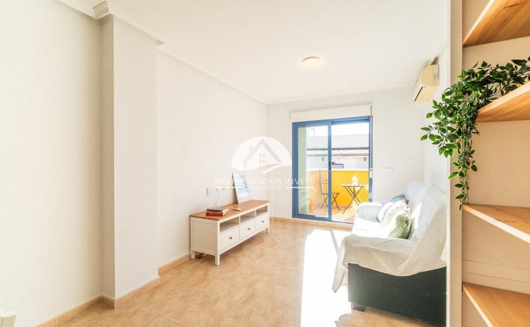 Resale - Apartment  - Torrevieja - Centro