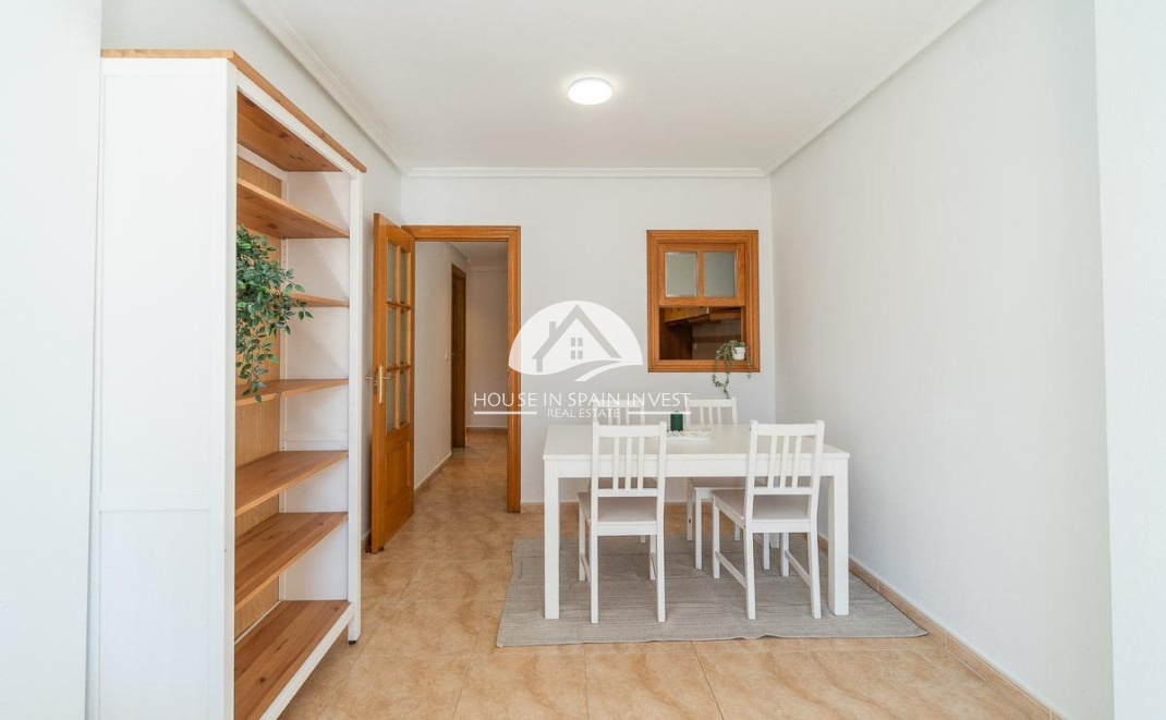 Resale - Apartment  - Torrevieja - Centro