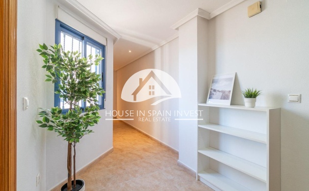 Resale - Apartment  - Torrevieja - Centro