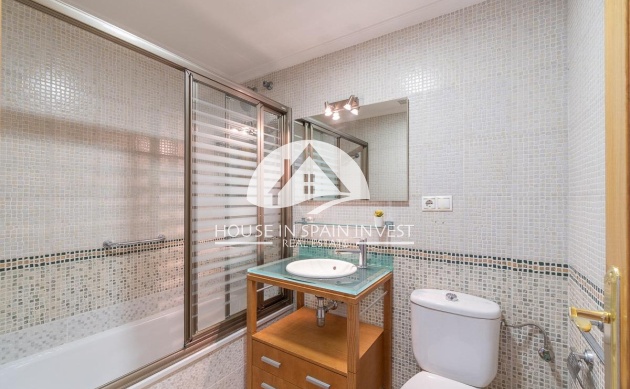 Resale - Apartment  - Torrevieja - Centro