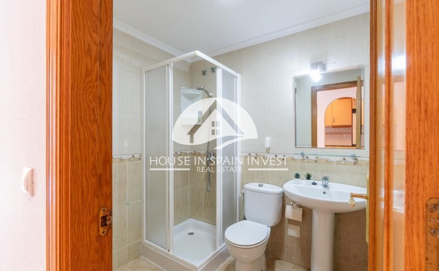 Resale - Apartment  - Torrevieja - Centro