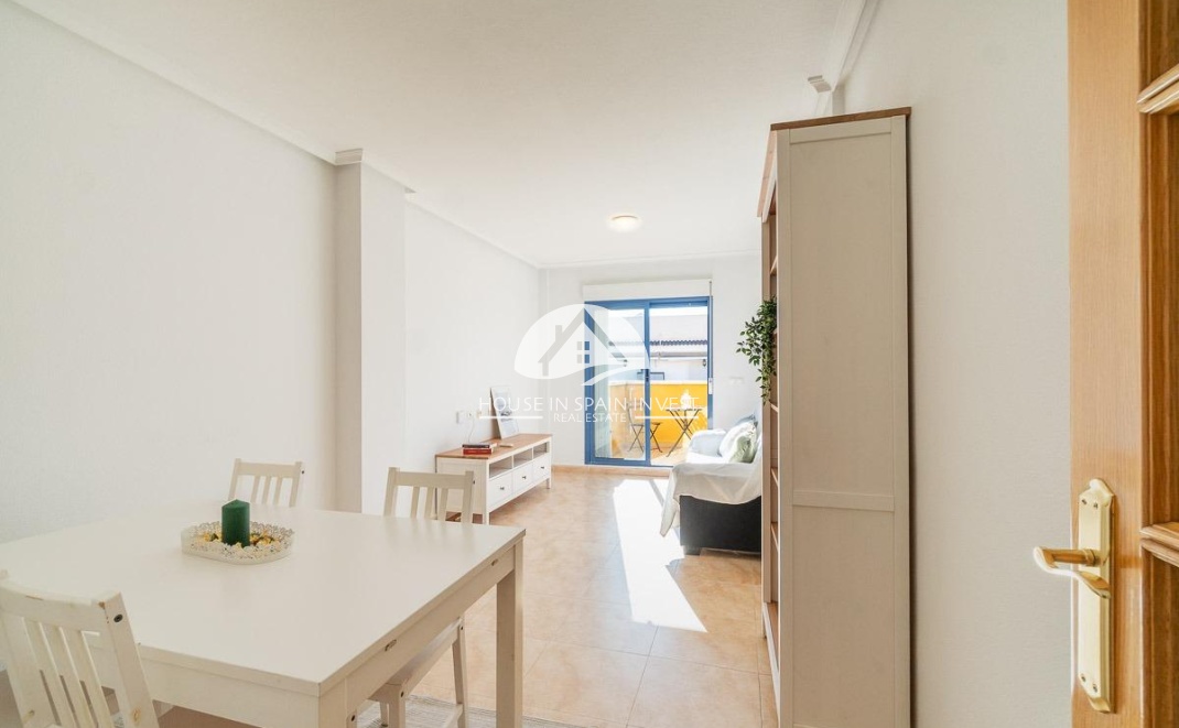 Resale - Apartment  - Torrevieja - Centro