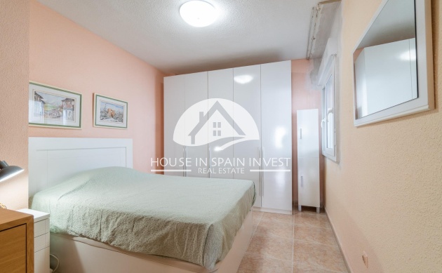 Resale - Apartment  - Torrevieja - Playa del Cura
