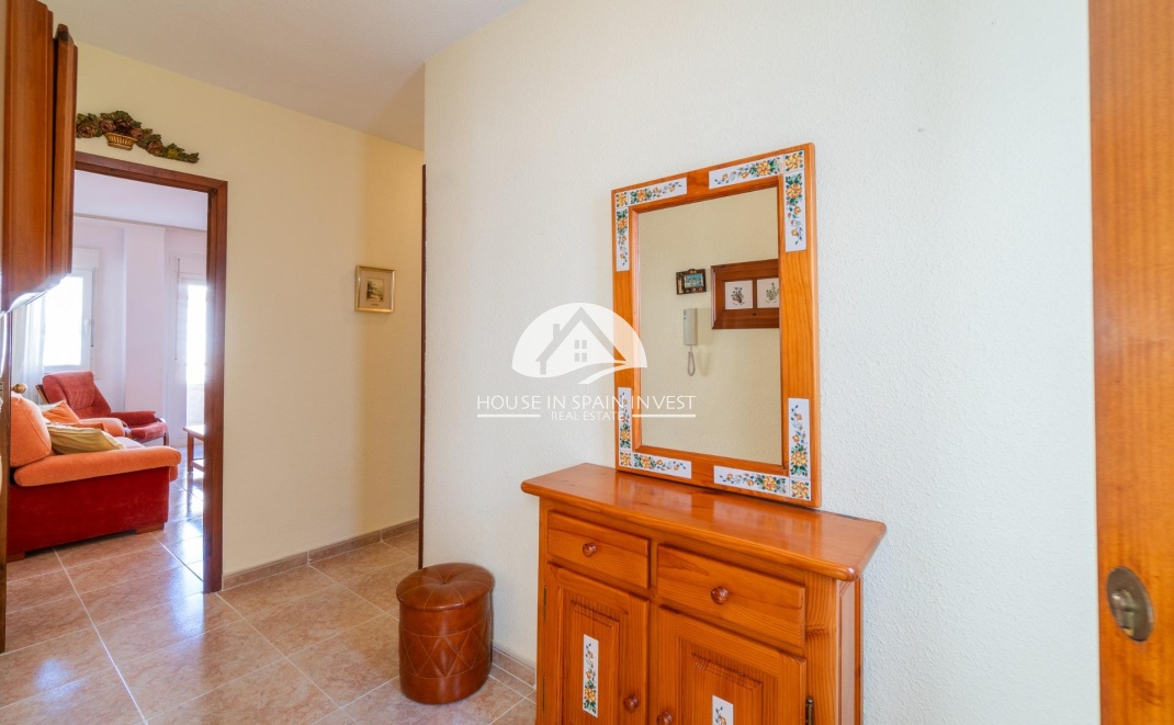 Resale - Apartment  - Torrevieja - Playa del Cura