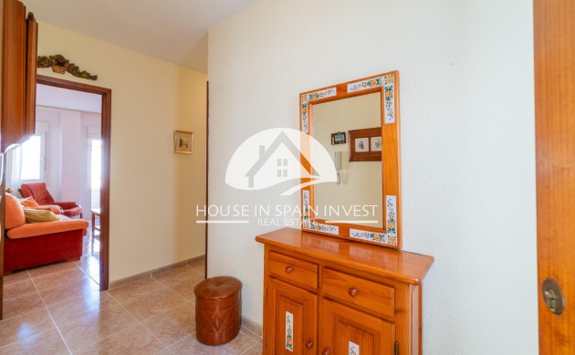Resale - Apartment  - Torrevieja - Playa del Cura