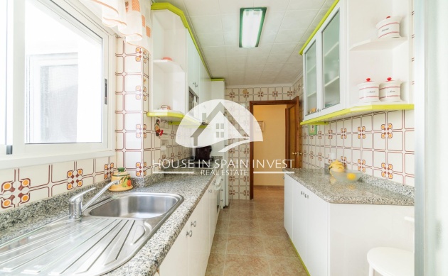 Resale - Apartment  - Torrevieja - Playa del Cura