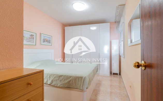 Resale - Apartment  - Torrevieja - Playa del Cura