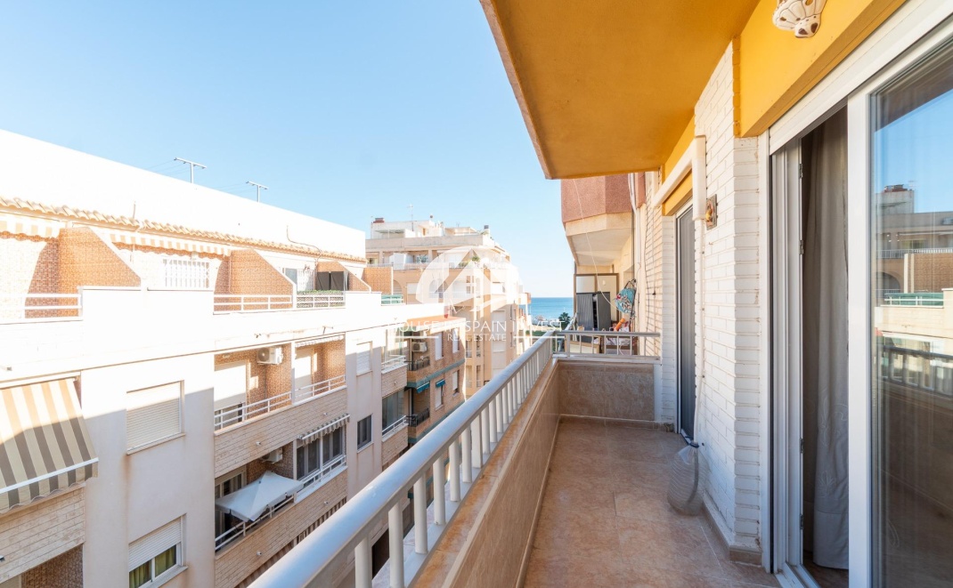 Resale - Apartment  - Torrevieja - Playa del Cura
