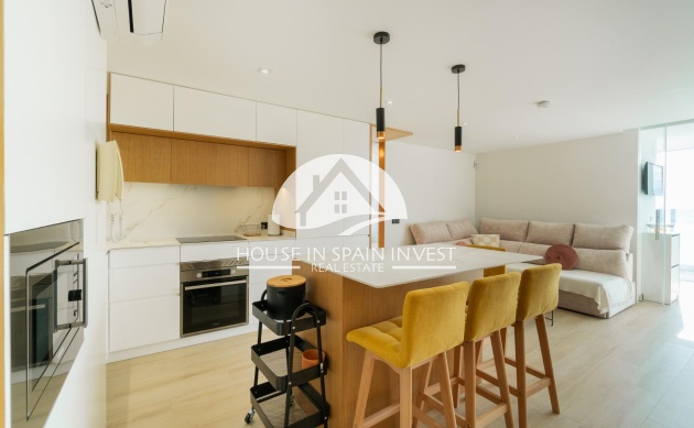 Resale - Apartment  - Guardamar del Segura - Puerto Deportivo