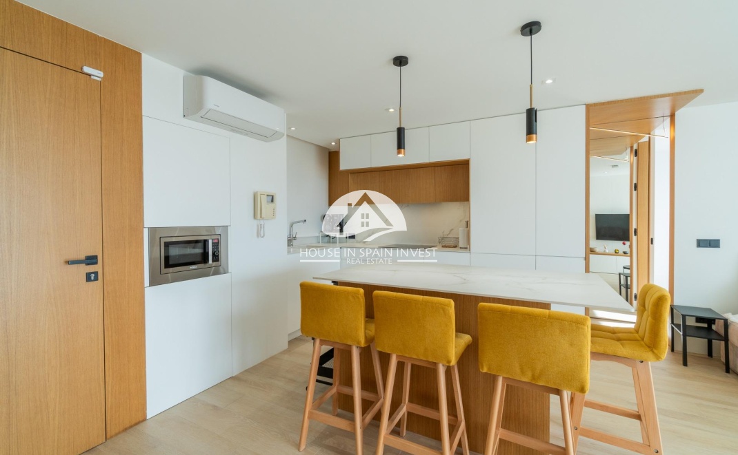 Resale - Apartment  - Guardamar del Segura - Puerto Deportivo