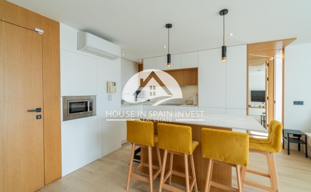 Resale - Apartment  - Guardamar del Segura - Puerto Deportivo