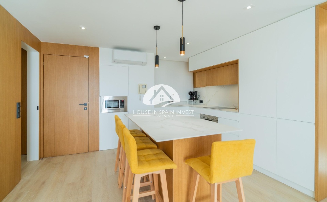 Resale - Apartment  - Guardamar del Segura - Puerto Deportivo