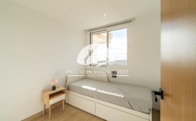 Resale - Apartment  - Guardamar del Segura - Puerto Deportivo