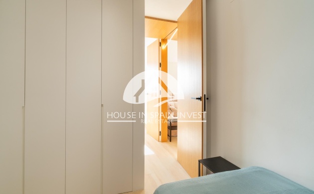 Resale - Apartment  - Guardamar del Segura - Puerto Deportivo