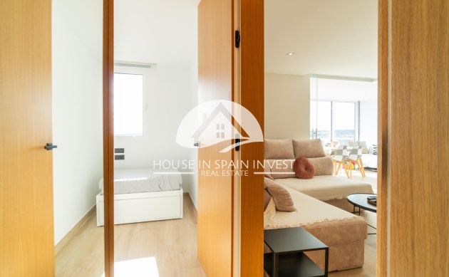 Resale - Apartment  - Guardamar del Segura - Puerto Deportivo