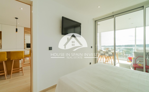 Resale - Apartment  - Guardamar del Segura - Puerto Deportivo