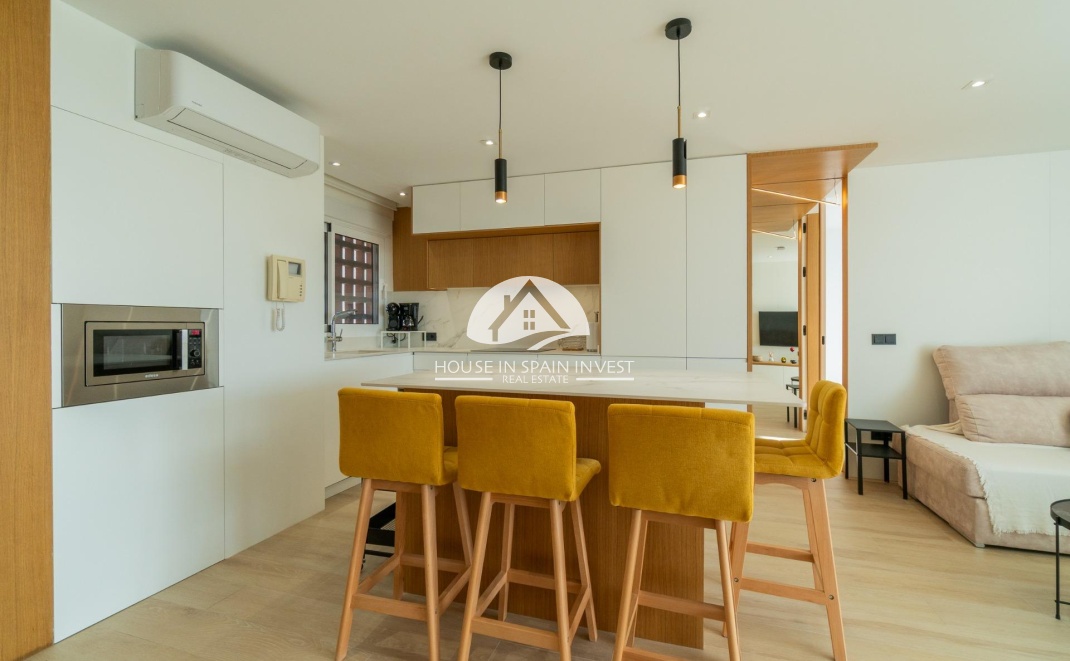 Resale - Apartment  - Guardamar del Segura - Puerto Deportivo