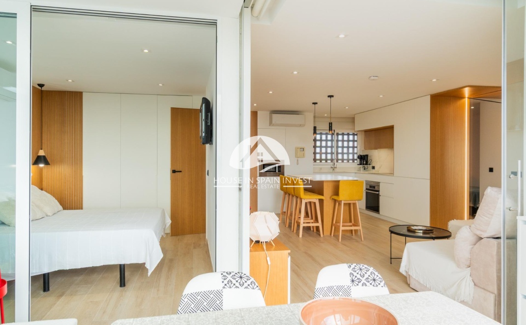 Resale - Apartment  - Guardamar del Segura - Puerto Deportivo