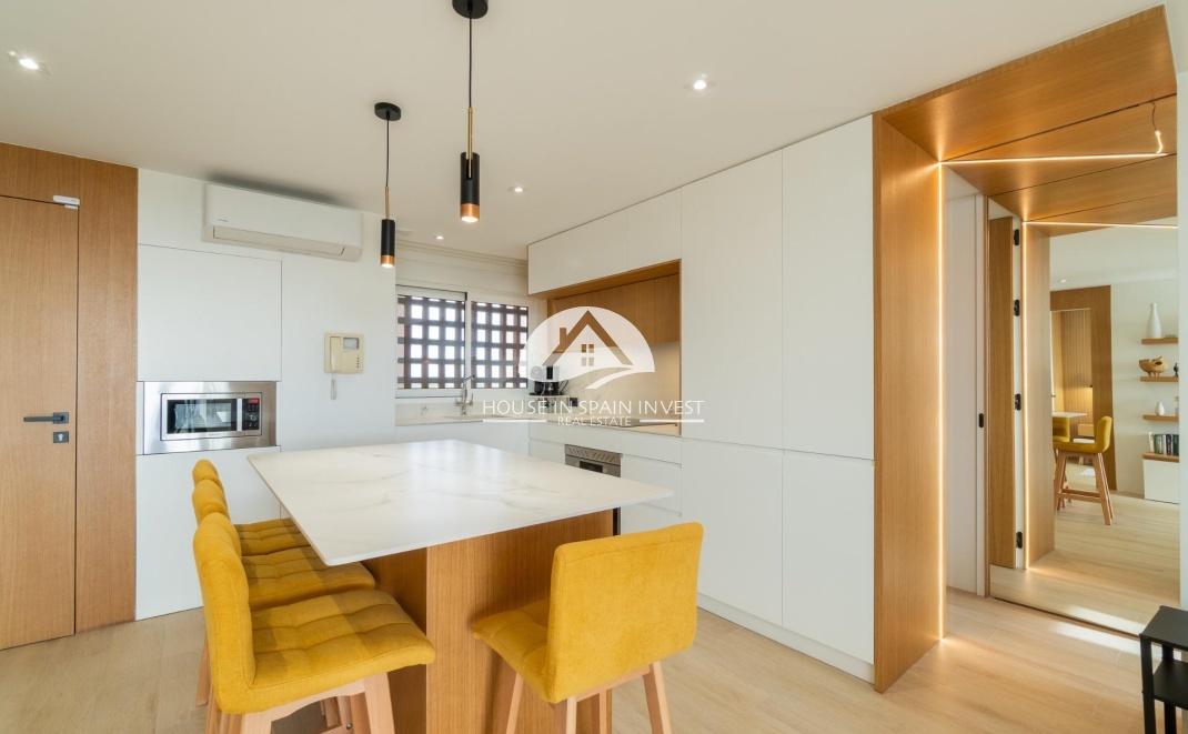 Resale - Apartment  - Guardamar del Segura - Puerto Deportivo