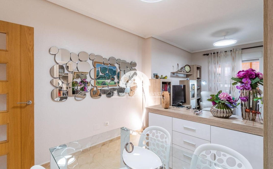 Resale - Apartment  - Torrevieja - Centro