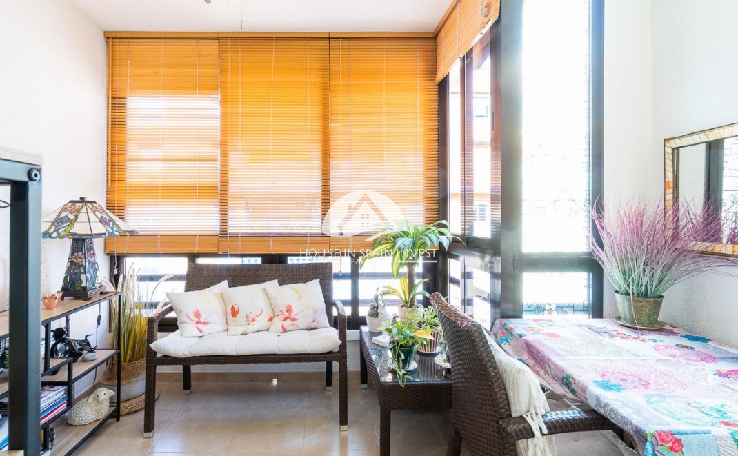 Resale - Apartment  - Torrevieja - Centro