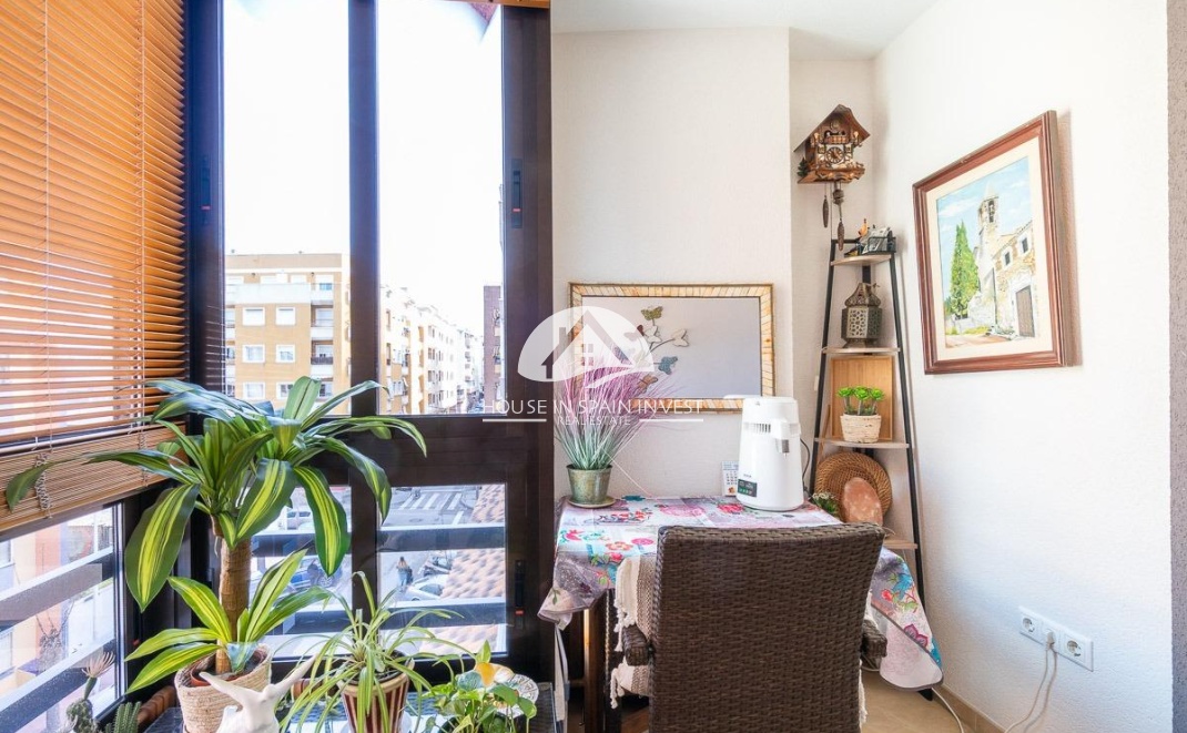 Resale - Apartment  - Torrevieja - Centro