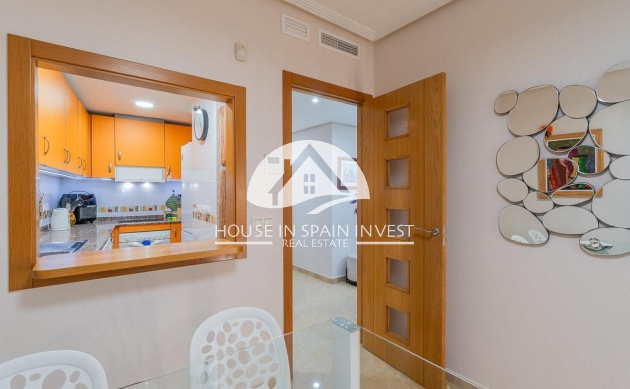 Resale - Apartment  - Torrevieja - Centro