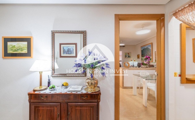 Resale - Apartment  - Torrevieja - Centro