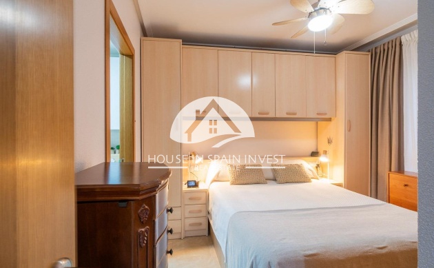 Resale - Apartment  - Torrevieja - Centro