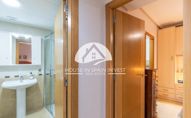 Resale - Apartment  - Torrevieja - Centro