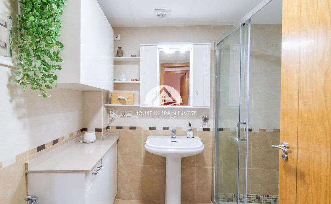 Resale - Apartment  - Torrevieja - Centro