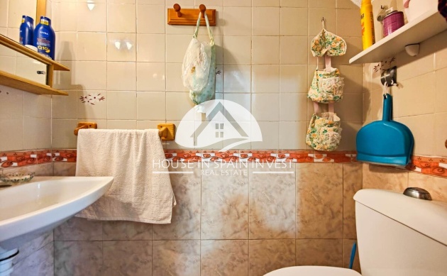 Resale - Townhouse - Torrevieja - Aguas Nuevas - Sector 25