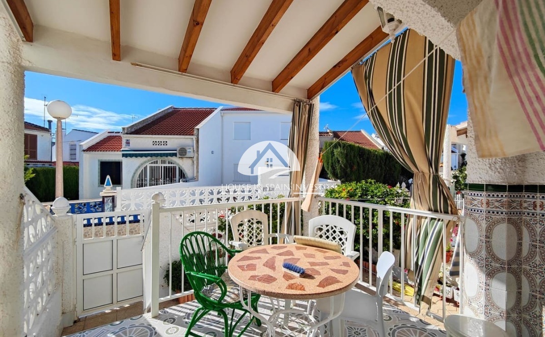 Resale - Townhouse - Torrevieja - Aguas Nuevas - Sector 25