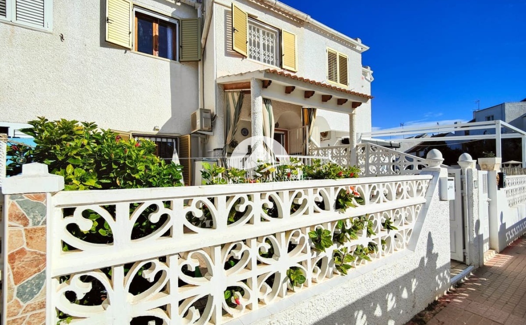 Resale - Townhouse - Torrevieja - Aguas Nuevas - Sector 25