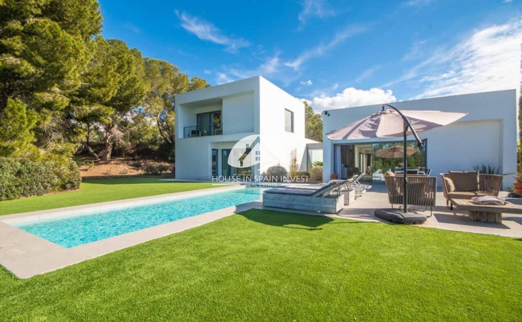 Resale - Villa - Orihuela Costa - Las Colinas Golf