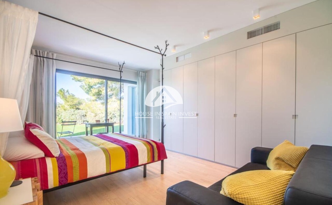 Resale - Villa - Orihuela Costa - Las Colinas Golf