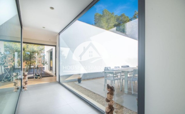 Resale - Villa - Orihuela Costa - Las Colinas Golf