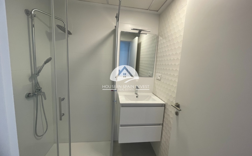 Resale - Top floor bungalow - Orihuela Costa - Villamartín