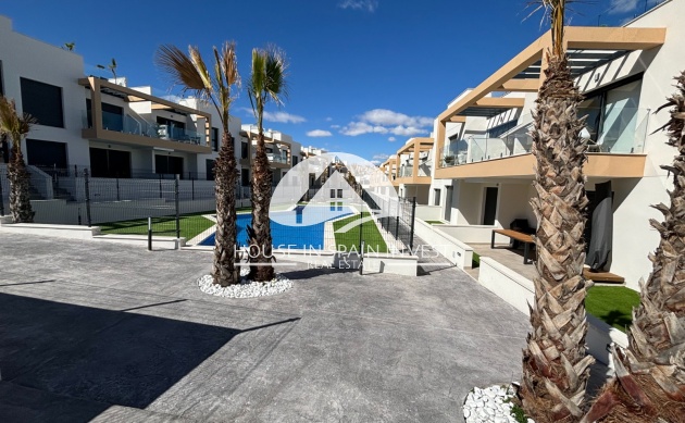 Resale - Top floor bungalow - Orihuela Costa - Villamartín