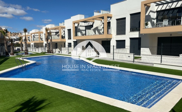 Resale - Top floor bungalow - Orihuela Costa - Villamartín