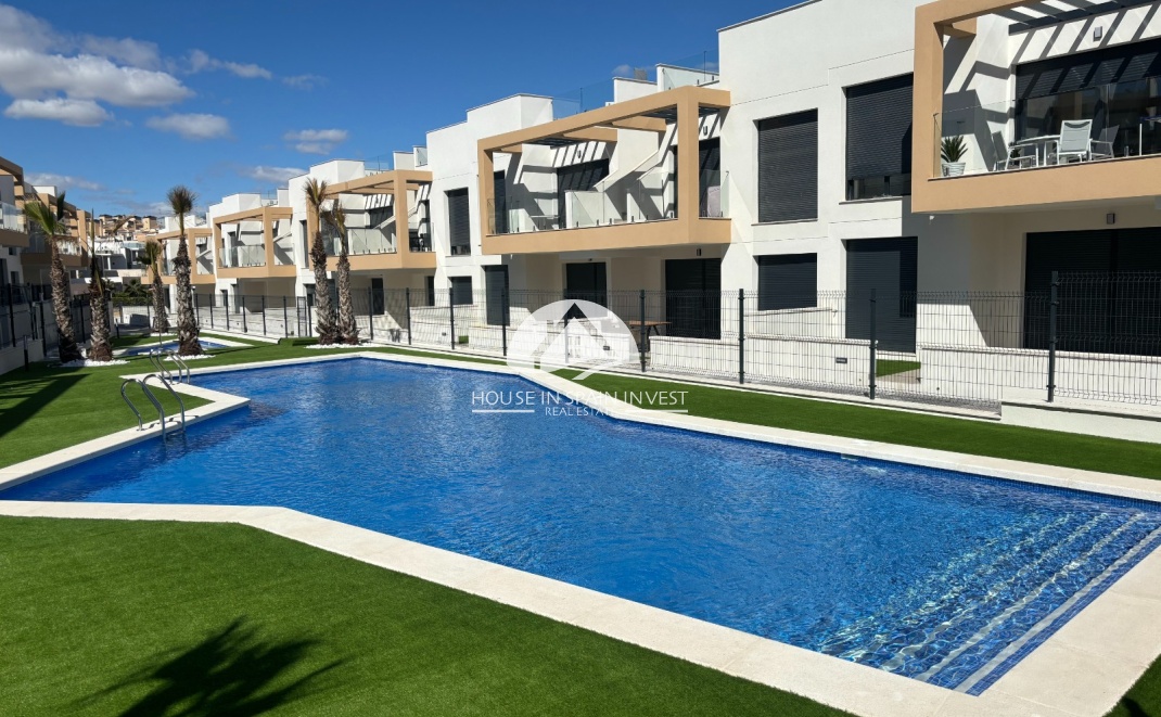 Resale - Top floor bungalow - Orihuela Costa - Villamartín