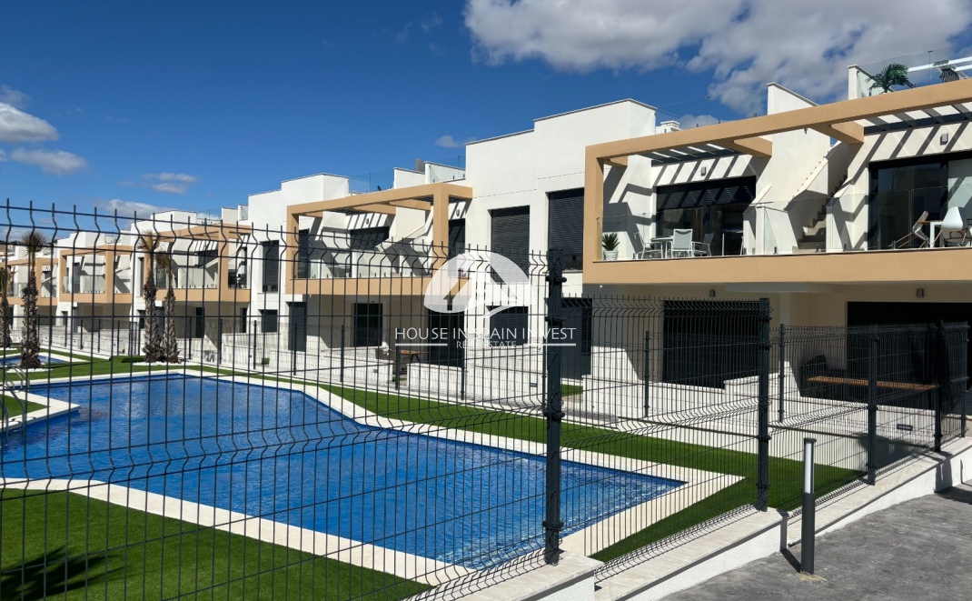 Resale - Top floor bungalow - Orihuela Costa - Villamartín