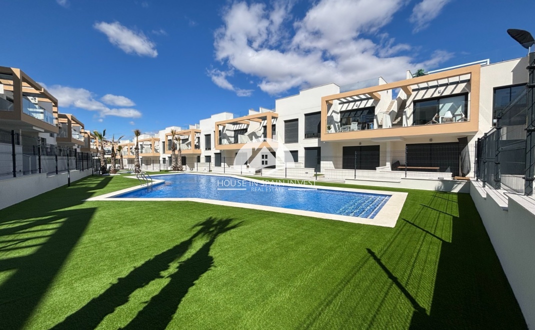 Resale - Top floor bungalow - Orihuela Costa - Villamartín