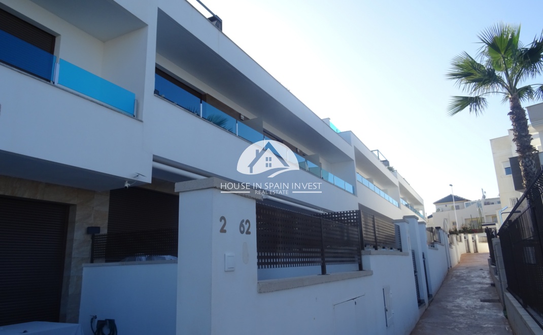 Resale - Townhouse - Torrevieja - Los Balcones  