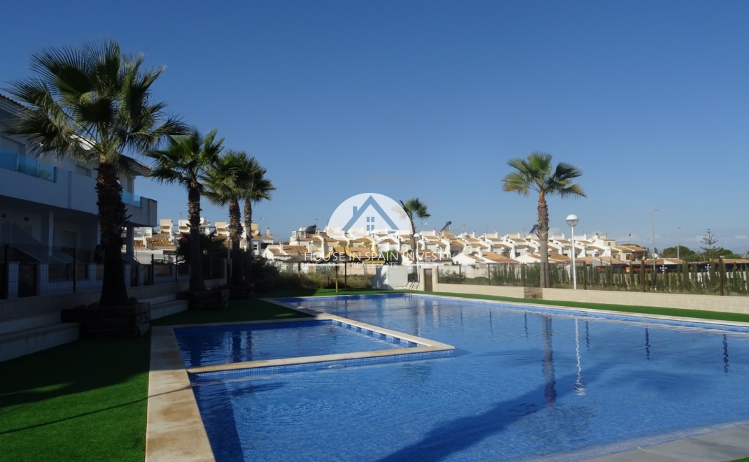 Resale - Townhouse - Torrevieja - Los Balcones  