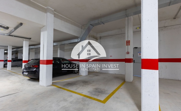 Resale - Apartment  - Torrevieja - Punta Prima  