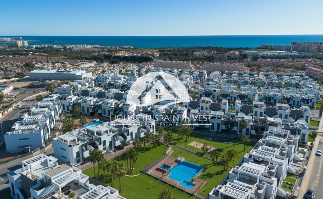 Resale - Apartment  - Torrevieja - Punta Prima  