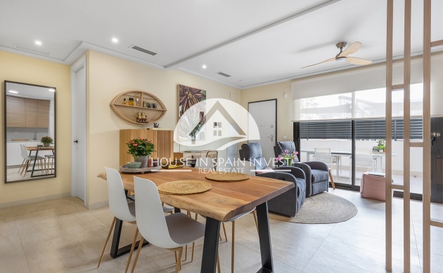 Resale - Apartment  - Torrevieja - La Mata