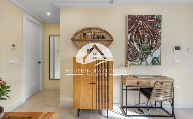 Resale - Apartment  - Torrevieja - La Mata