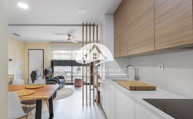 Resale - Apartment  - Torrevieja - La Mata